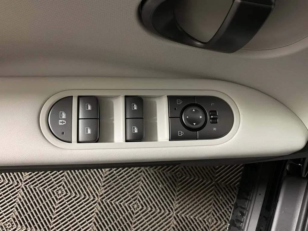 Hyundai Ioniq 5 photo 18