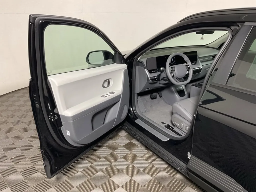 Hyundai Ioniq 5 photo 17