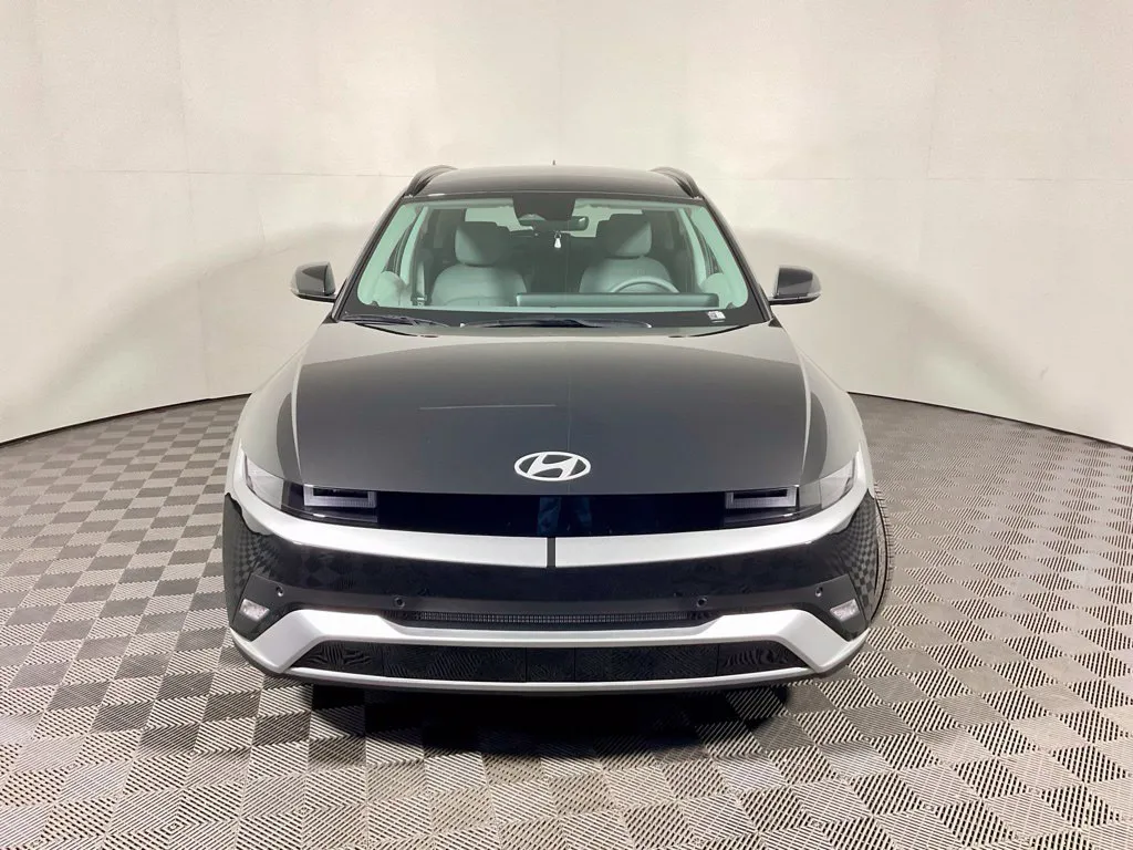 Hyundai Ioniq 5 photo 8
