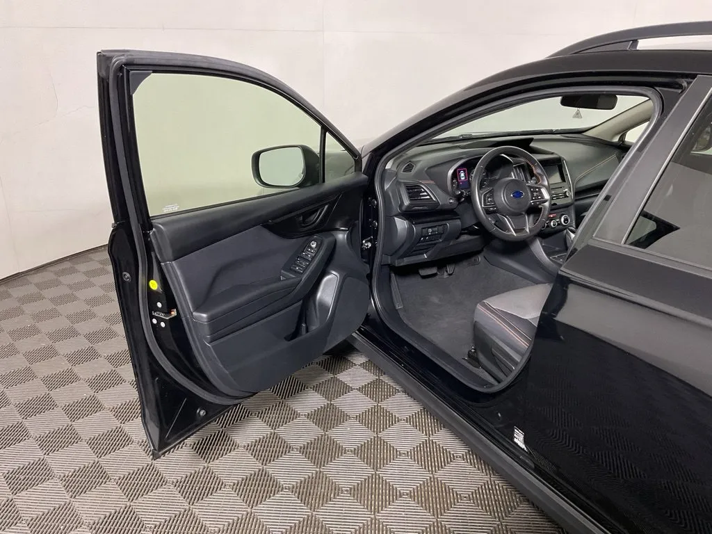Subaru Crosstrek photo 18
