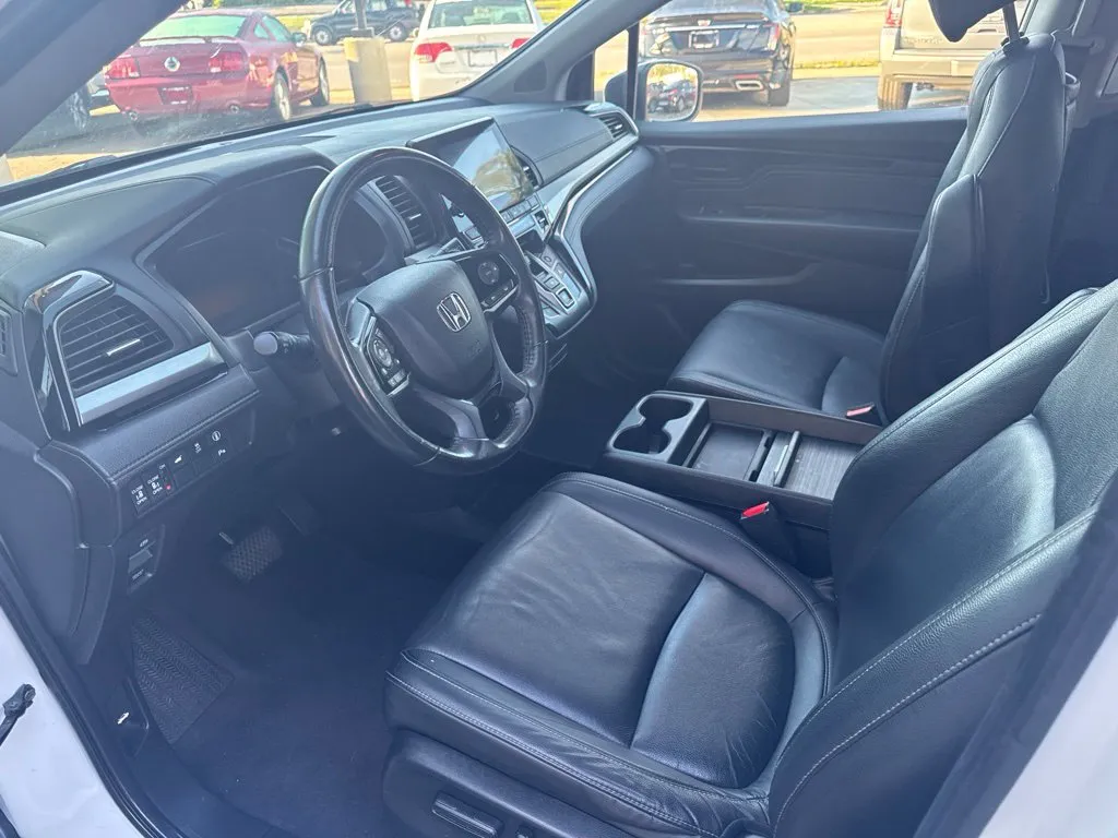 Honda Odyssey photo 13