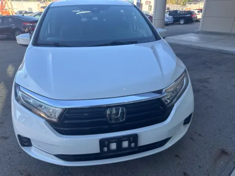 Photos of 2022 Honda Odyssey Touring for sale in Athens, OH at Don Wood Hyundai