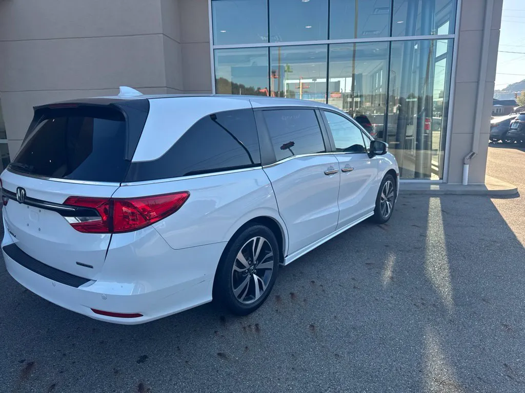 Honda Odyssey photo 4