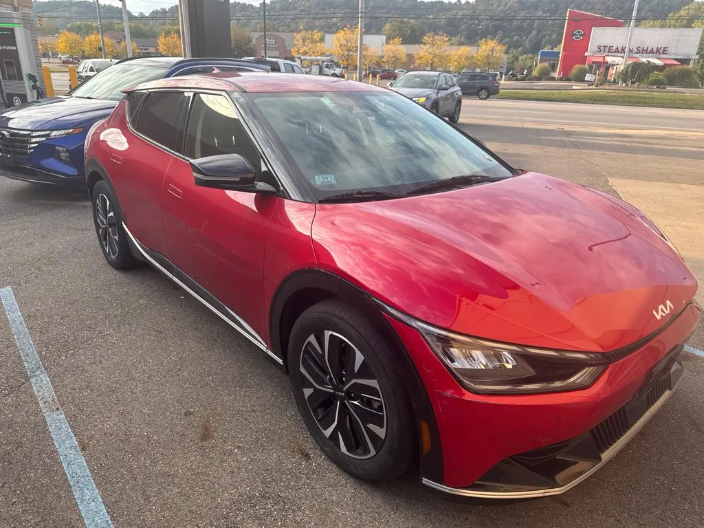 Kia EV6 photo 3