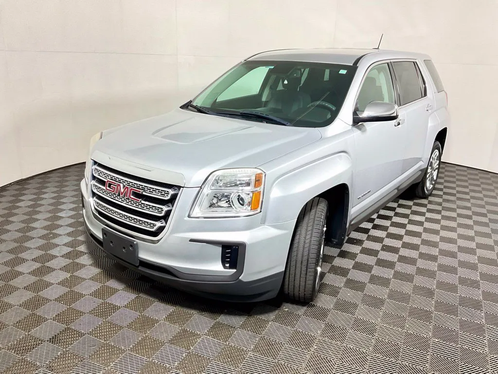 GMC Terrain photo 8