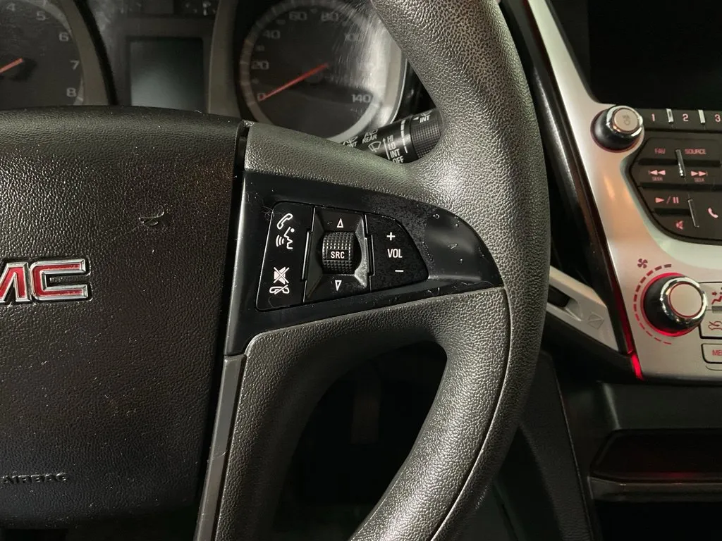 GMC Terrain photo 26