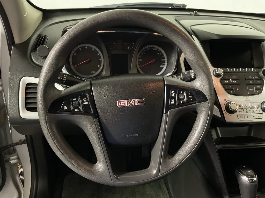 GMC Terrain photo 23