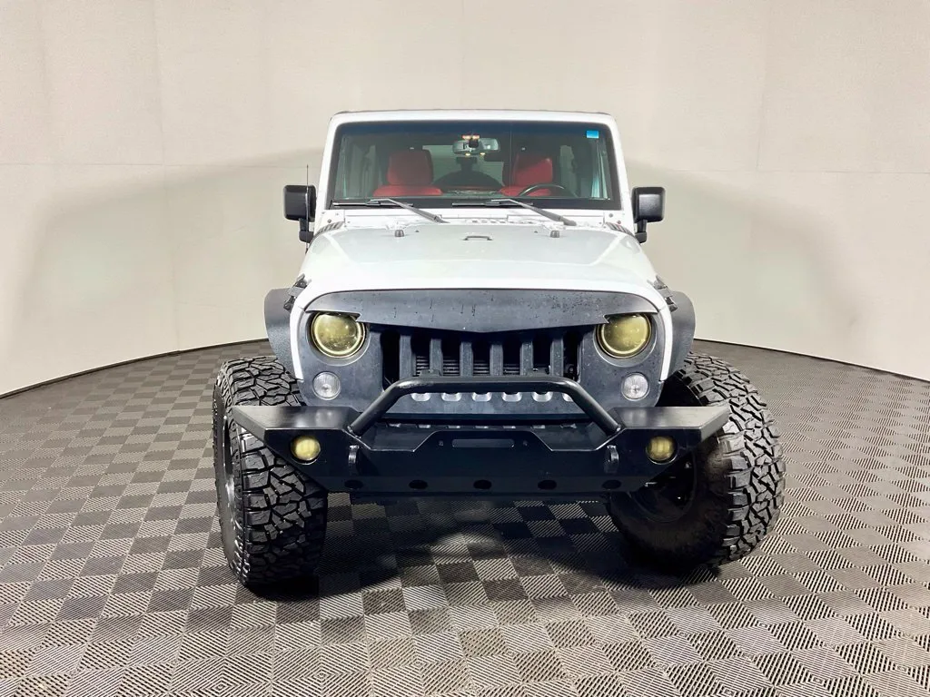 Jeep Wrangler photo 5