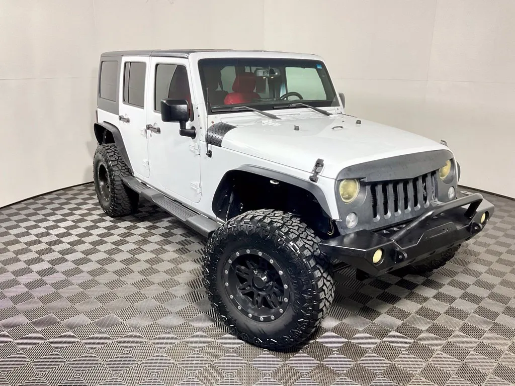 Jeep Wrangler photo 4