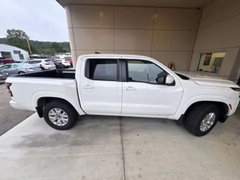 More photos of 2023 Nissan Frontier SV at Don Wood Hyundai, OH