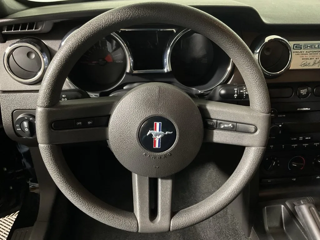 Ford Mustang photo 19
