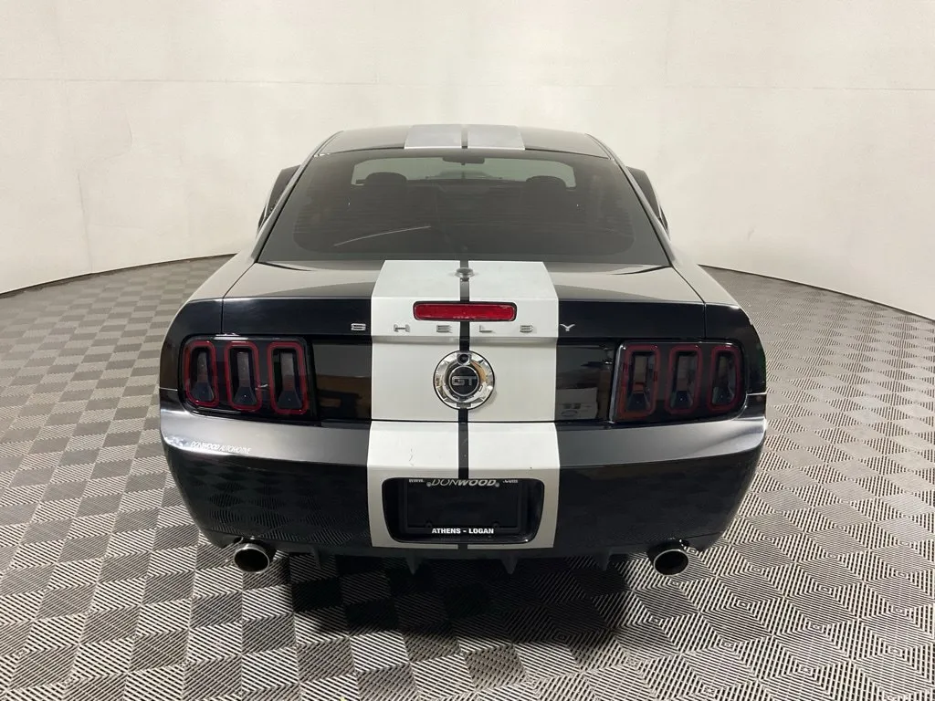 Ford Mustang photo 8