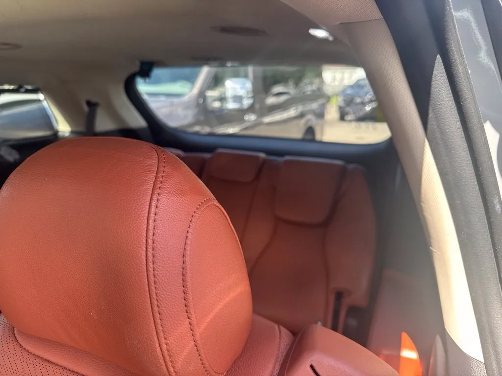 Kia Carnival photo 9
