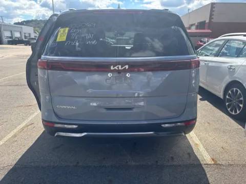 More photos of 2023 Kia Carnival SX Prestige at Don Wood Hyundai, OH