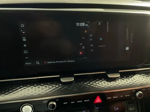 More photos of 2023 Kia Carnival SX Prestige at Don Wood Hyundai, OH