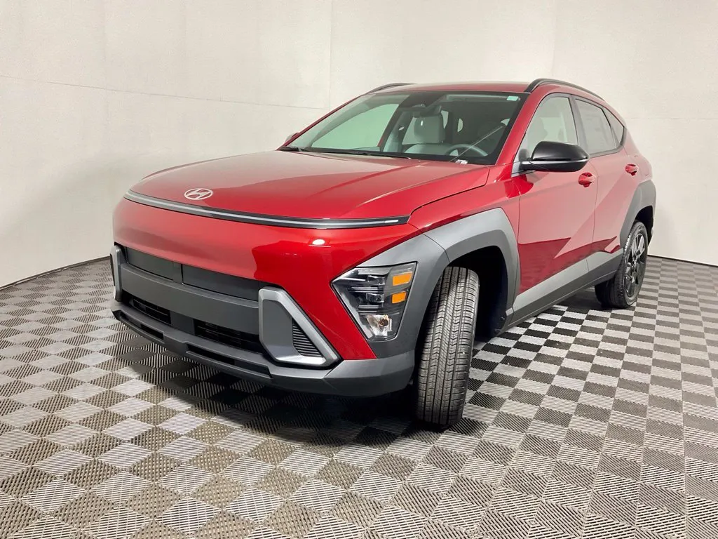 Hyundai Kona photo 2
