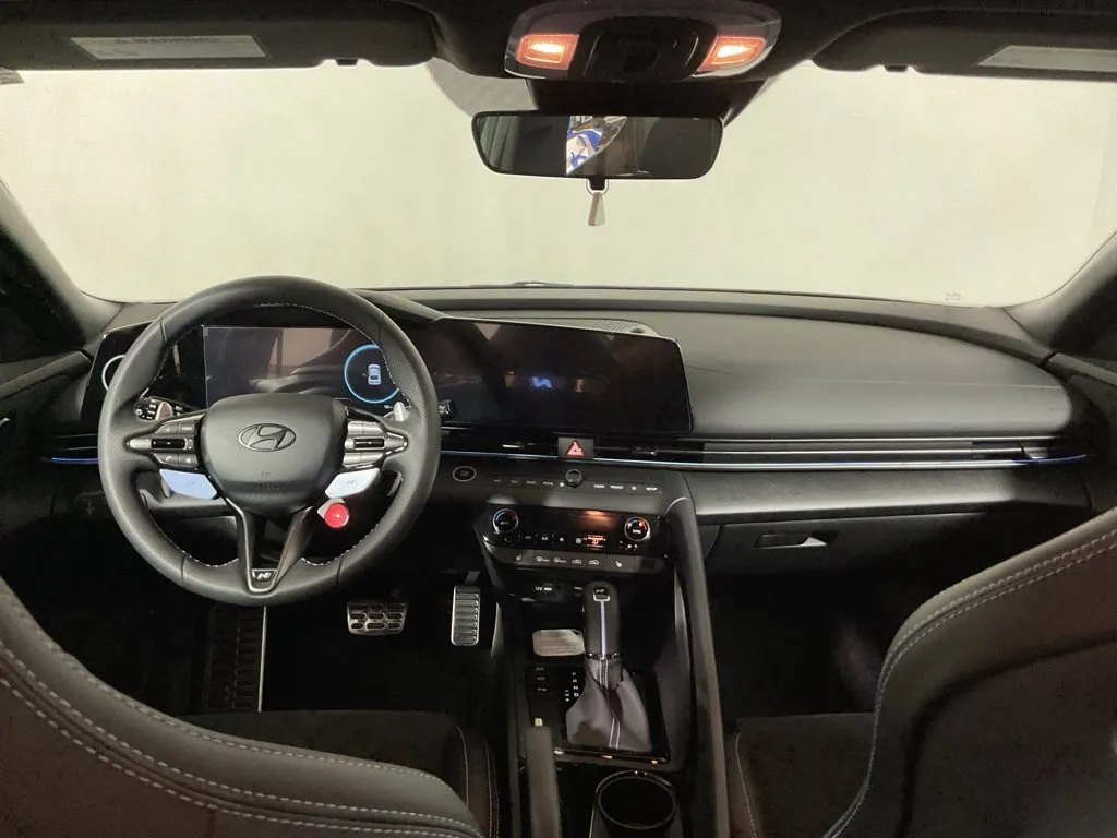 Hyundai Elantra N photo 24