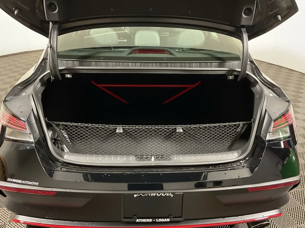 Hyundai Elantra N photo 17