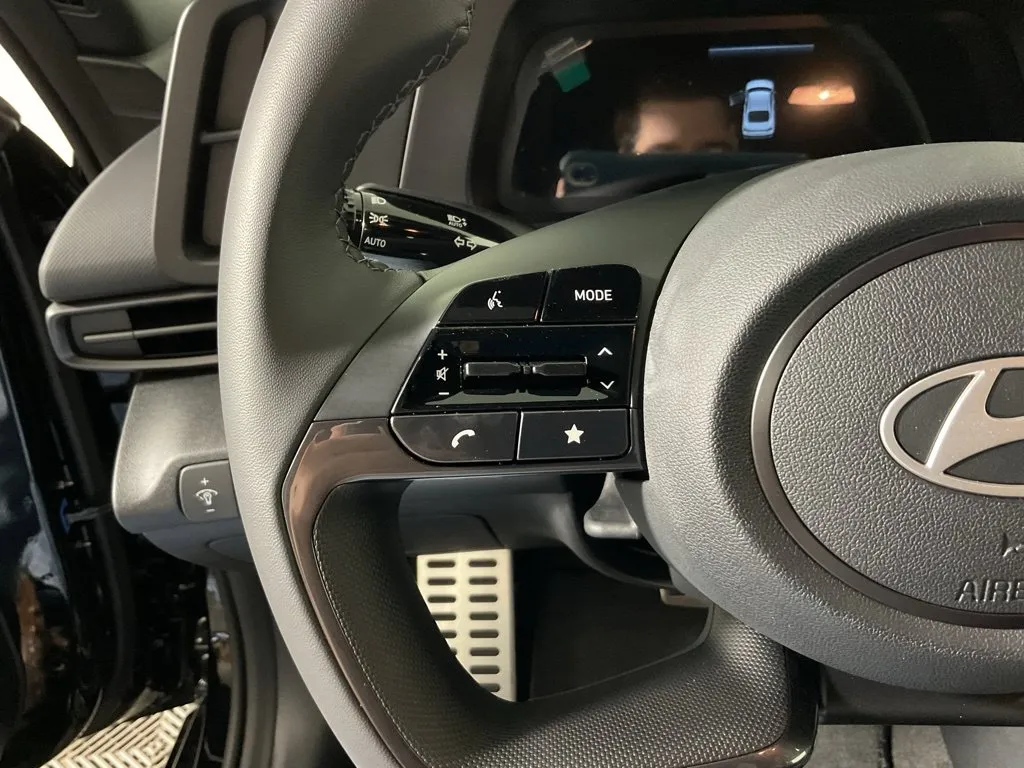 Hyundai Elantra photo 27