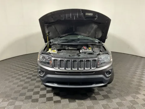 More photos of 2016 Jeep Compass Latitude at Don Wood Hyundai, OH
