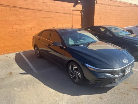 Another view of 2025 Hyundai Elantra Limited for sale in Athens, OH at Don Wood Hyundai