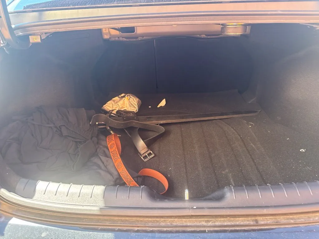 Hyundai Elantra photo 9