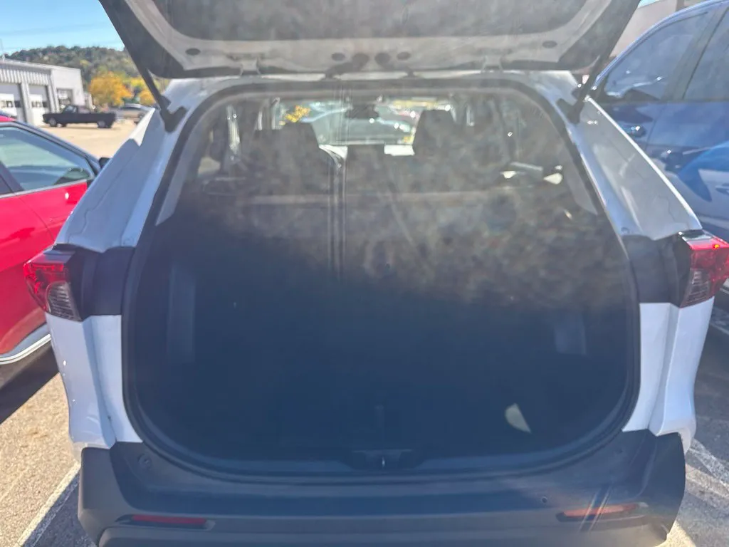 Toyota RAV4 photo 5
