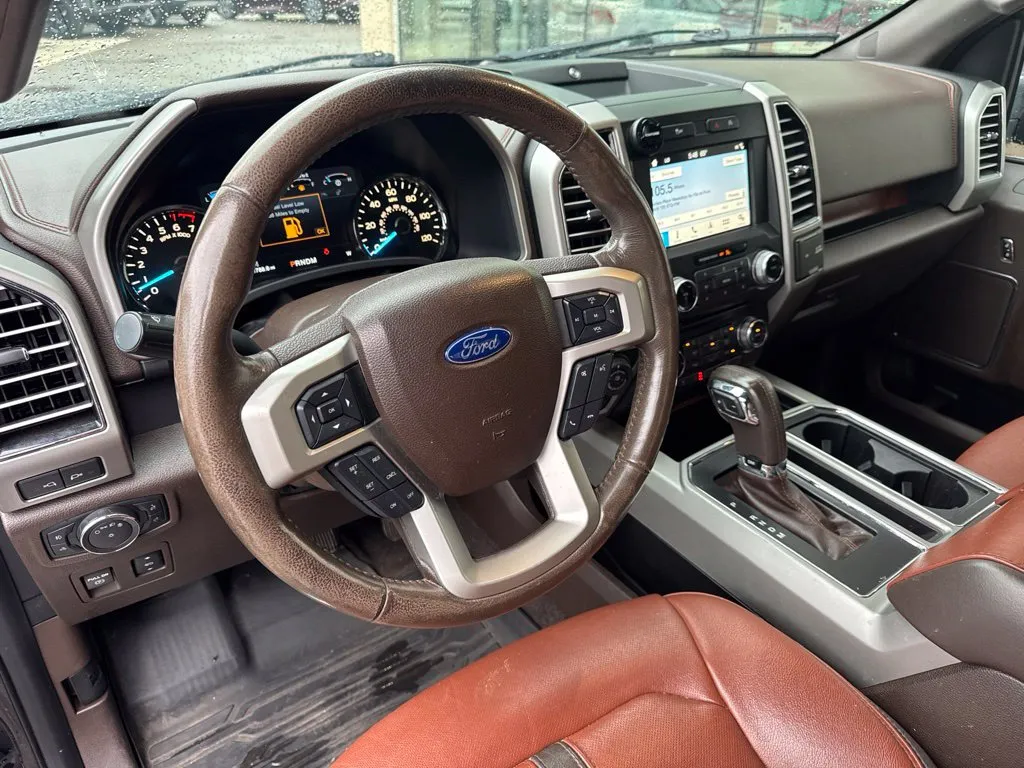 Ford F-150 photo 9