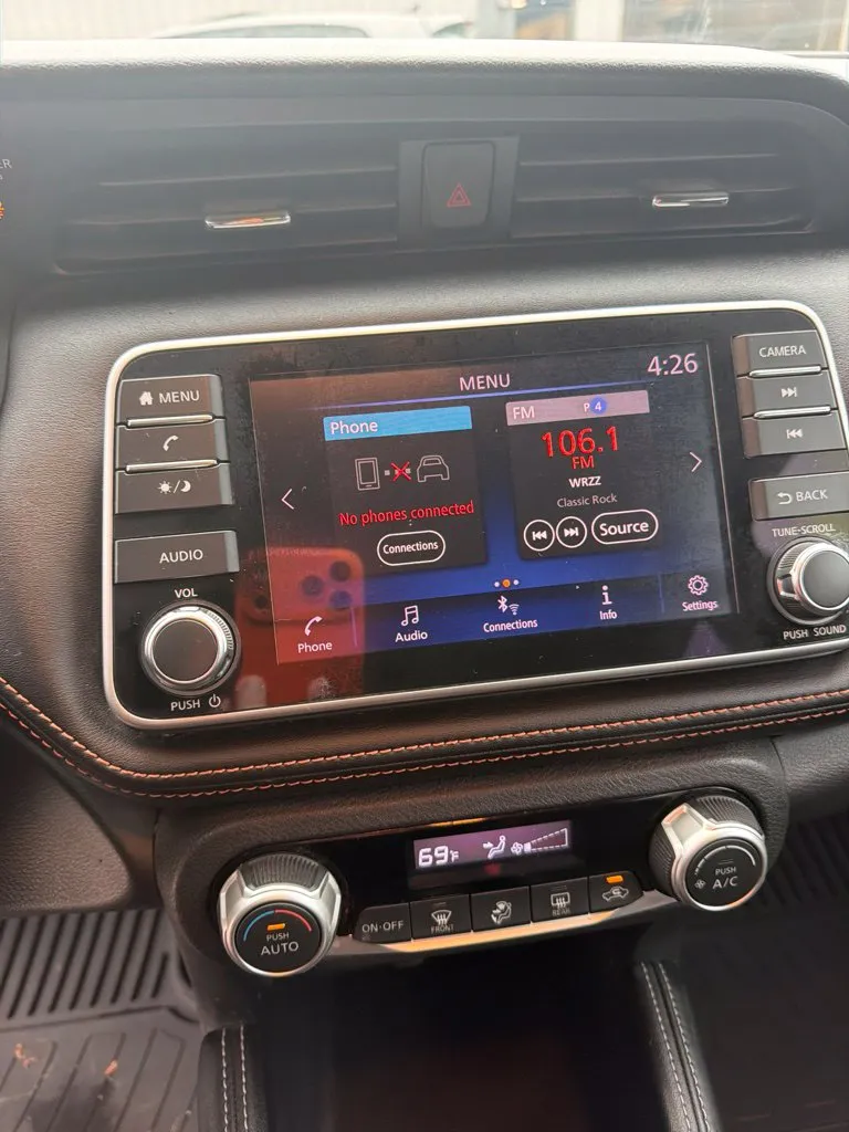 Nissan Kicks photo 11