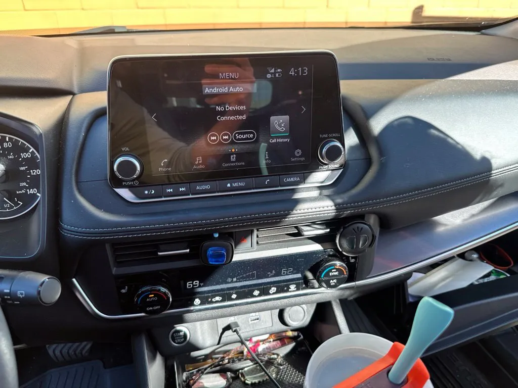 Nissan Rogue photo 11