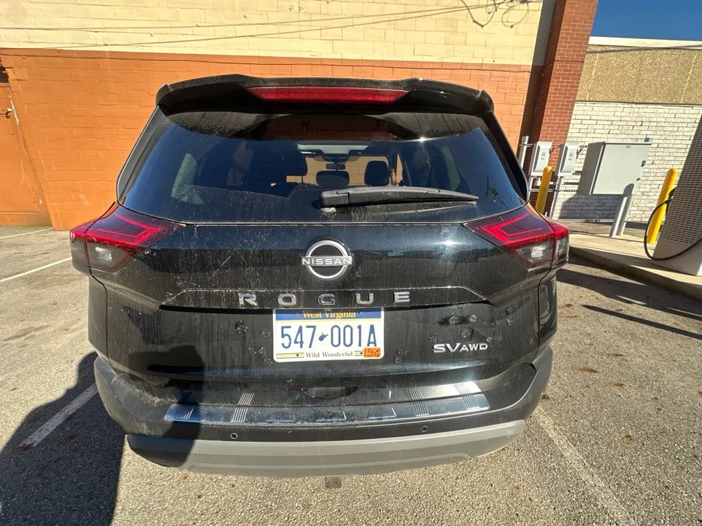Nissan Rogue photo 4