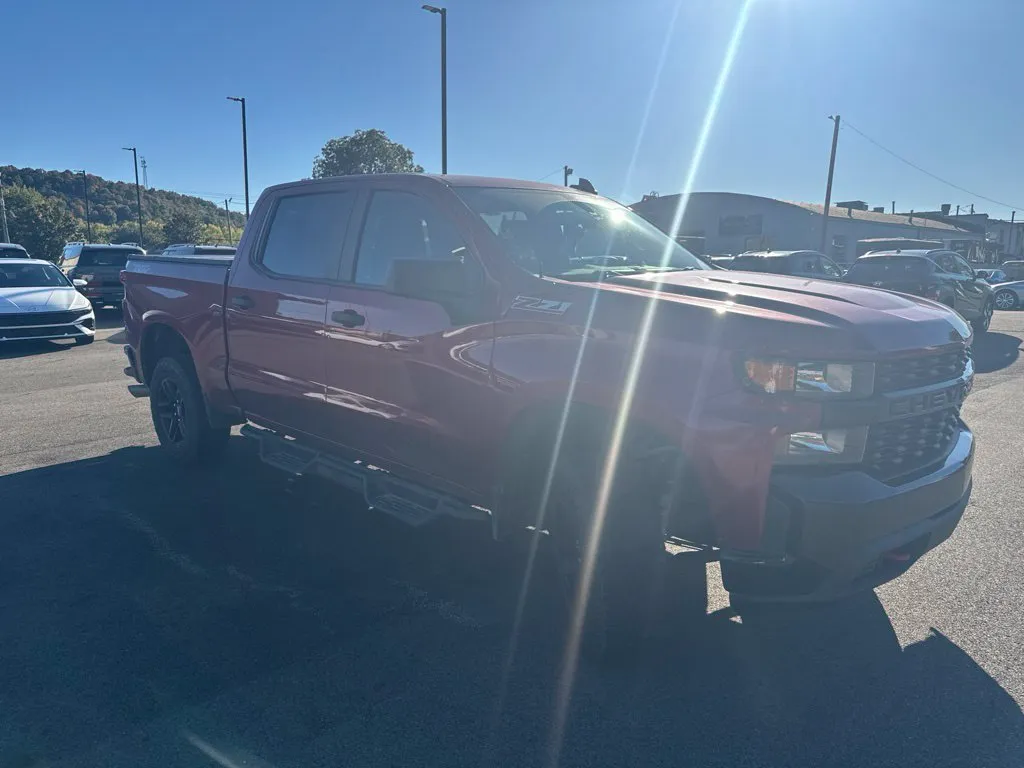 Chevrolet Silverado photo 11