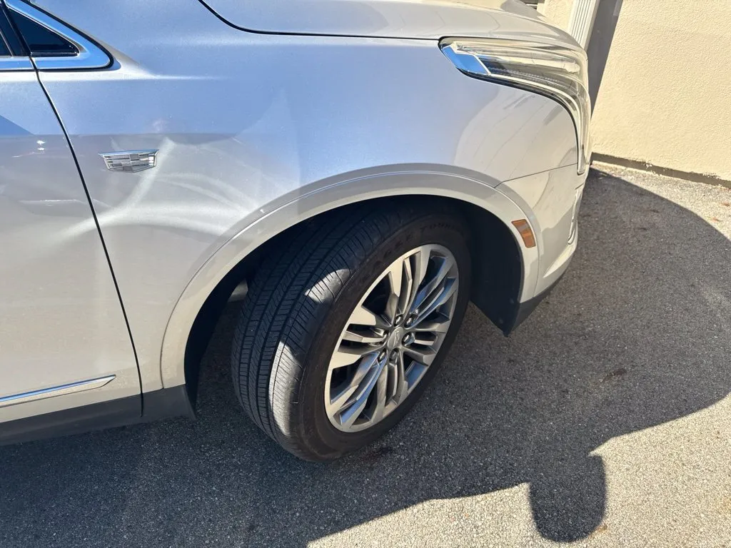 Cadillac XT5 photo 9