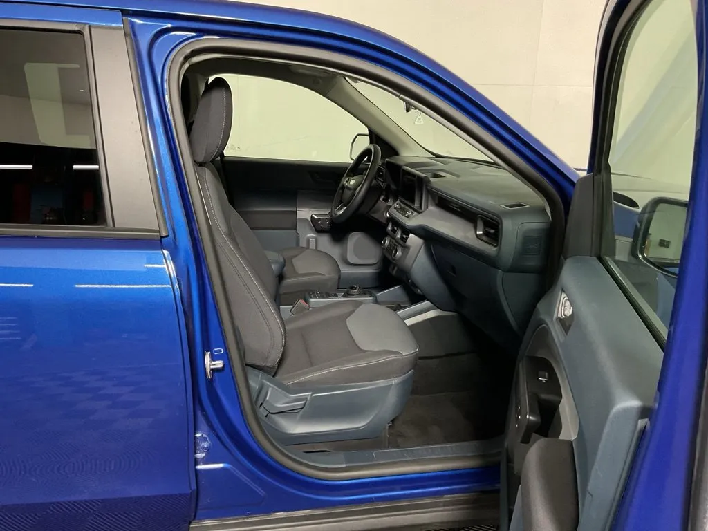 Ford Maverick photo 34