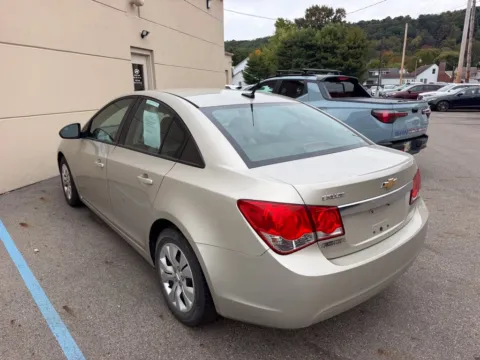 More photos of 2014 Chevrolet Cruze LS at Don Wood Hyundai, OH