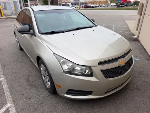 More photos of 2014 Chevrolet Cruze LS at Don Wood Hyundai, OH