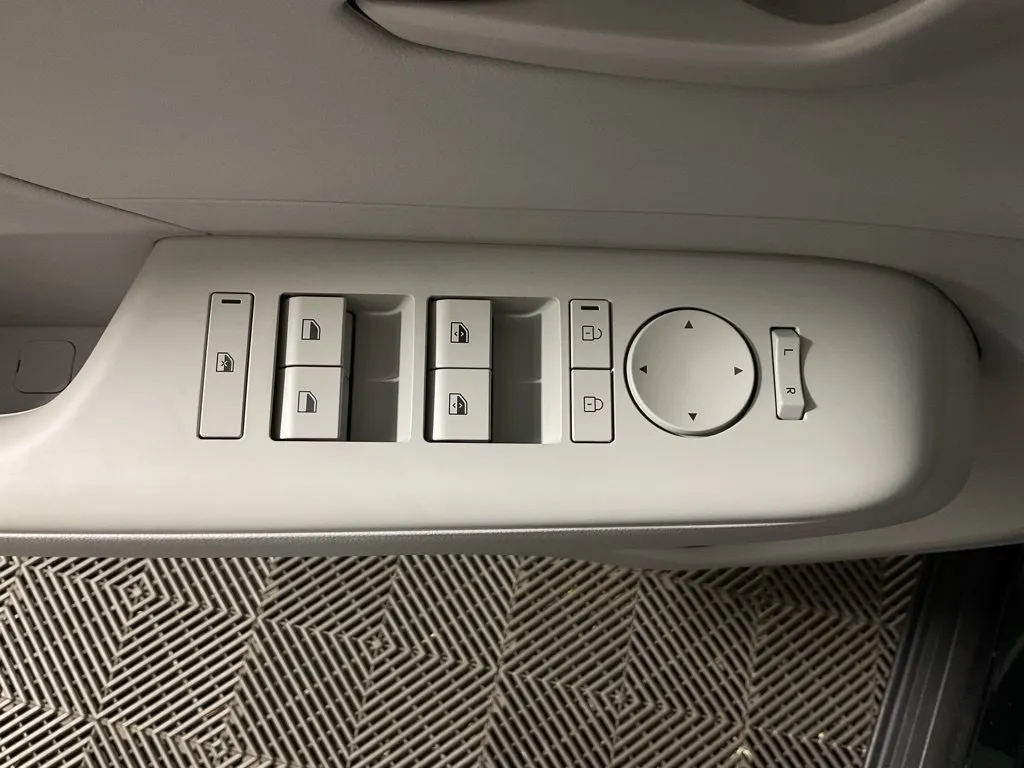 Hyundai Kona photo 19