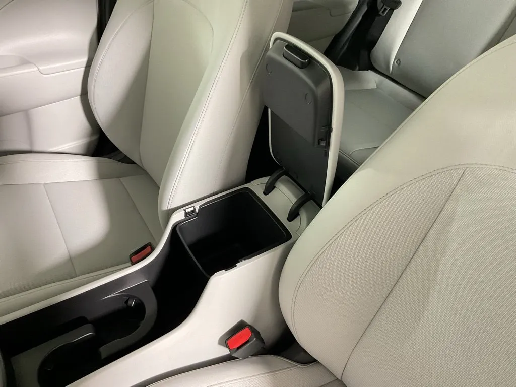 Hyundai Kona photo 30