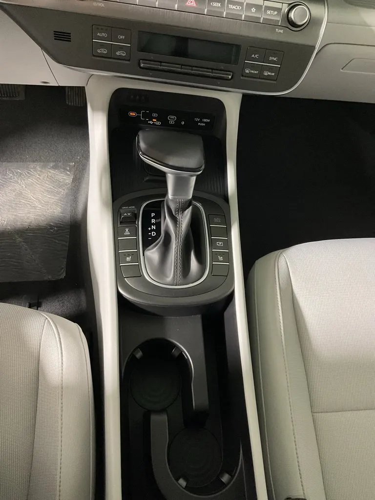Hyundai Kona photo 29