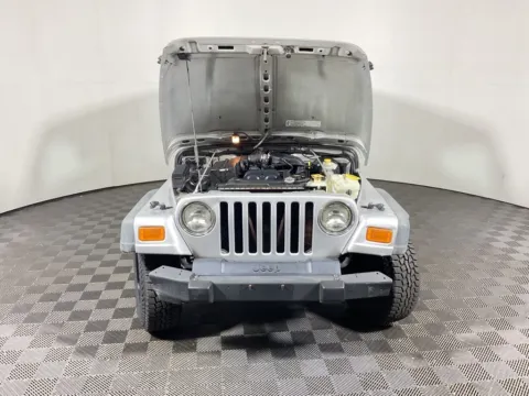 More photos of 2004 Jeep Wrangler SE at Don Wood Hyundai, OH