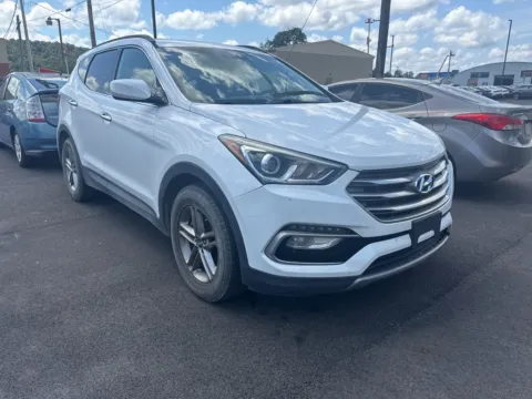 White 2017 Hyundai Santa Fe Sport 2.4 Base for sale in Athens, OH