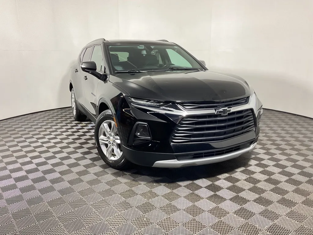 Black 2019 Chevrolet Blazer for sale in Athens, OH