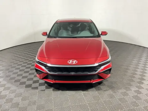 More photos of 2025 Hyundai Elantra SE at Don Wood Hyundai, OH