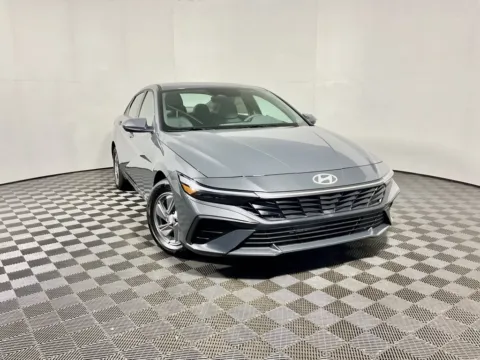 Gray 2025 Hyundai Elantra SE for sale in Athens, OH