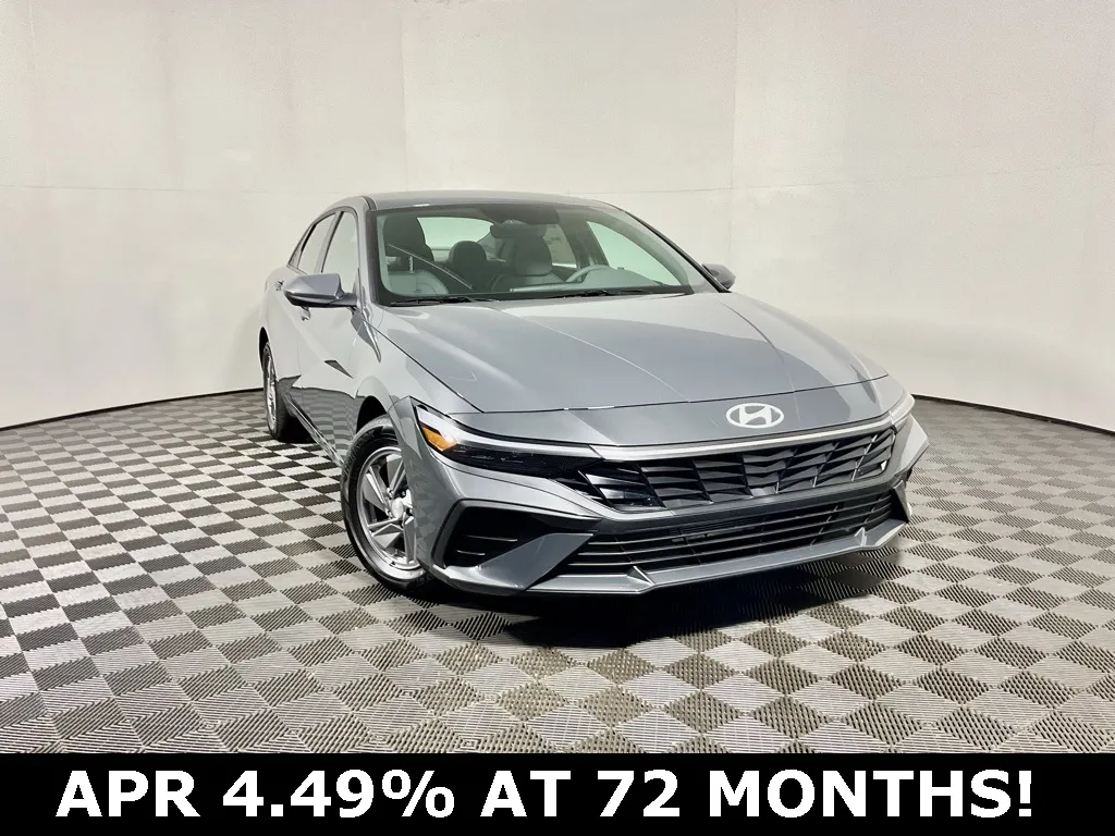 Gray 2025 Hyundai Elantra SE for sale in Athens, OH