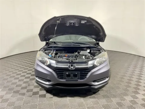 More photos of 2018 Honda HR-V LX at Don Wood Hyundai, OH