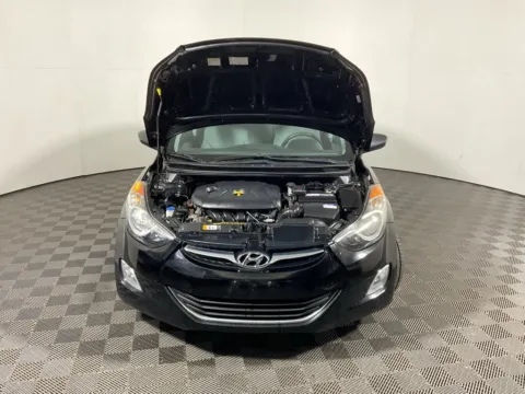 More photos of 2013 Hyundai Elantra GLS at Don Wood Hyundai, OH