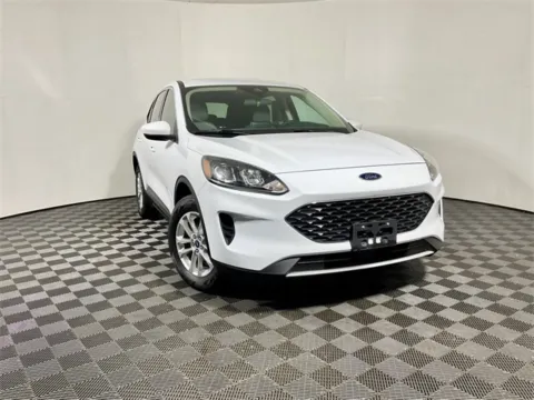 White 2020 Ford Escape SE for sale in Athens, OH