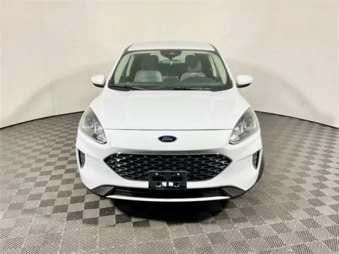 More photos of 2020 Ford Escape SE at Don Wood Hyundai, OH