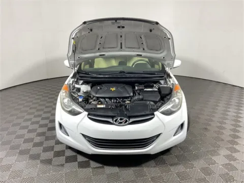 More photos of 2011 Hyundai Elantra GLS at Don Wood Hyundai, OH